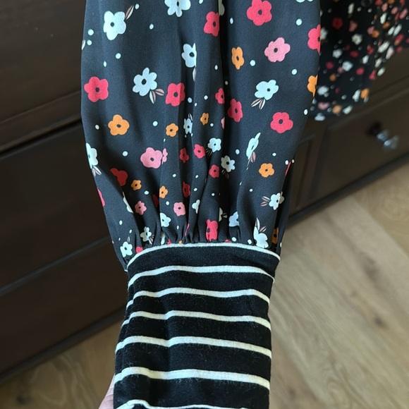 Cabi Floral button down blouse Womens S striped cuff mixed media office career - Picture 4 of 7